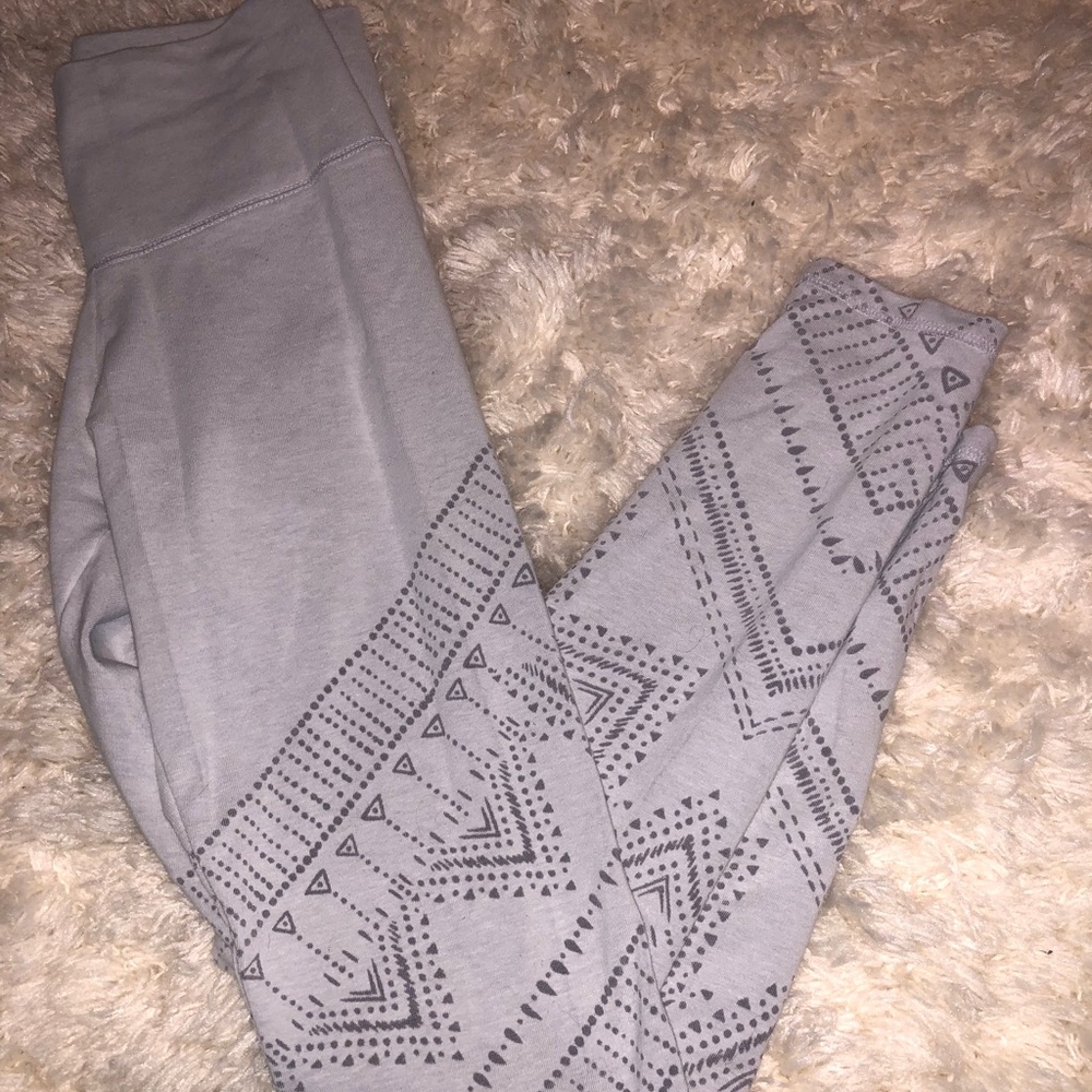 Aeria Leggings